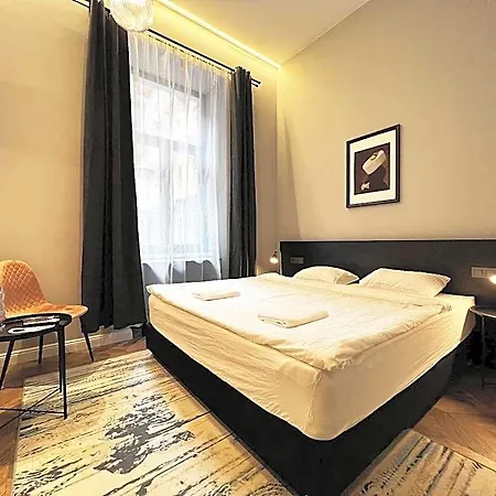 Hotel Rumor 4*